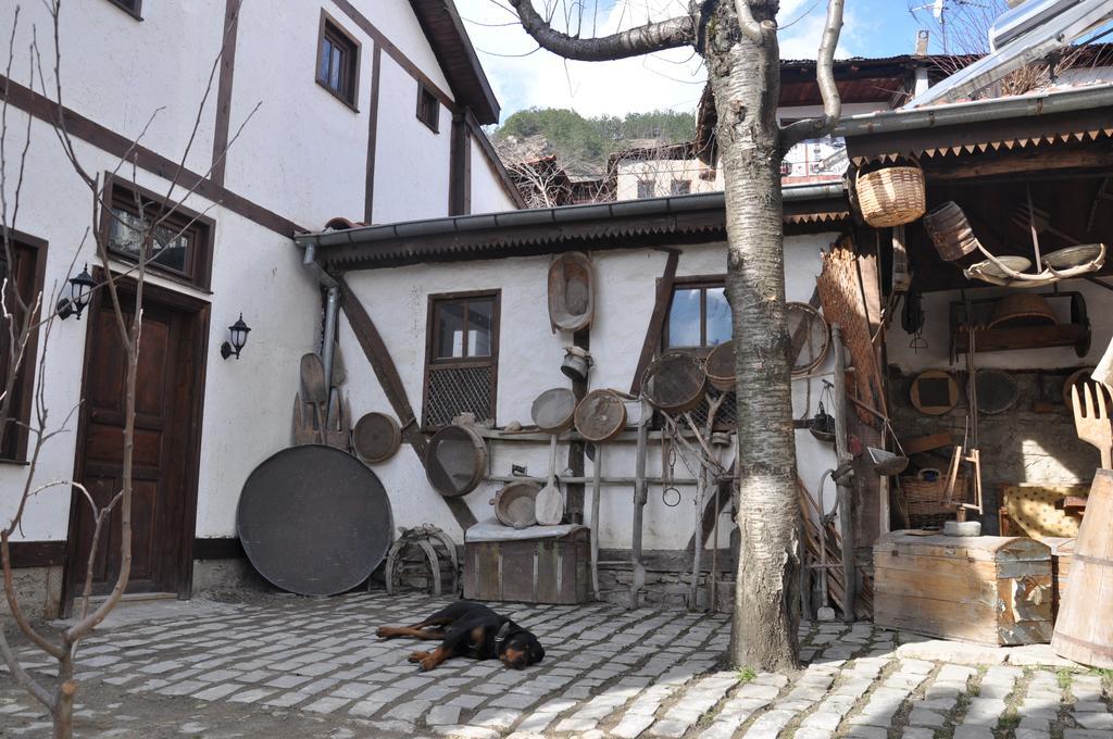 Haci Sakirler Konagi Casa de hóspedes Mudurnu Exterior foto