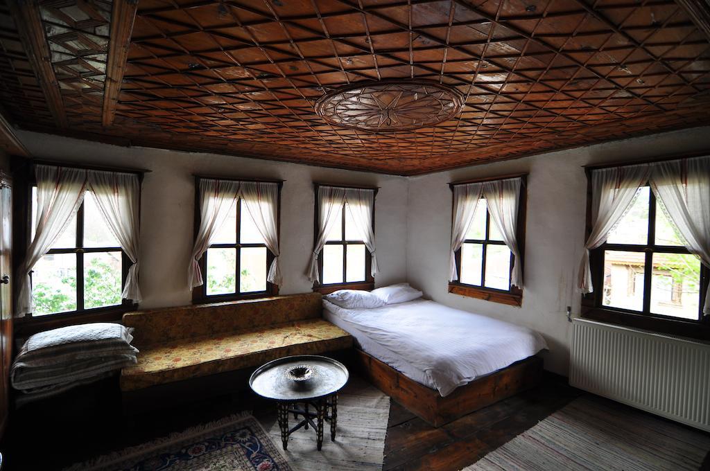 Haci Sakirler Konagi Casa de hóspedes Mudurnu Quarto foto